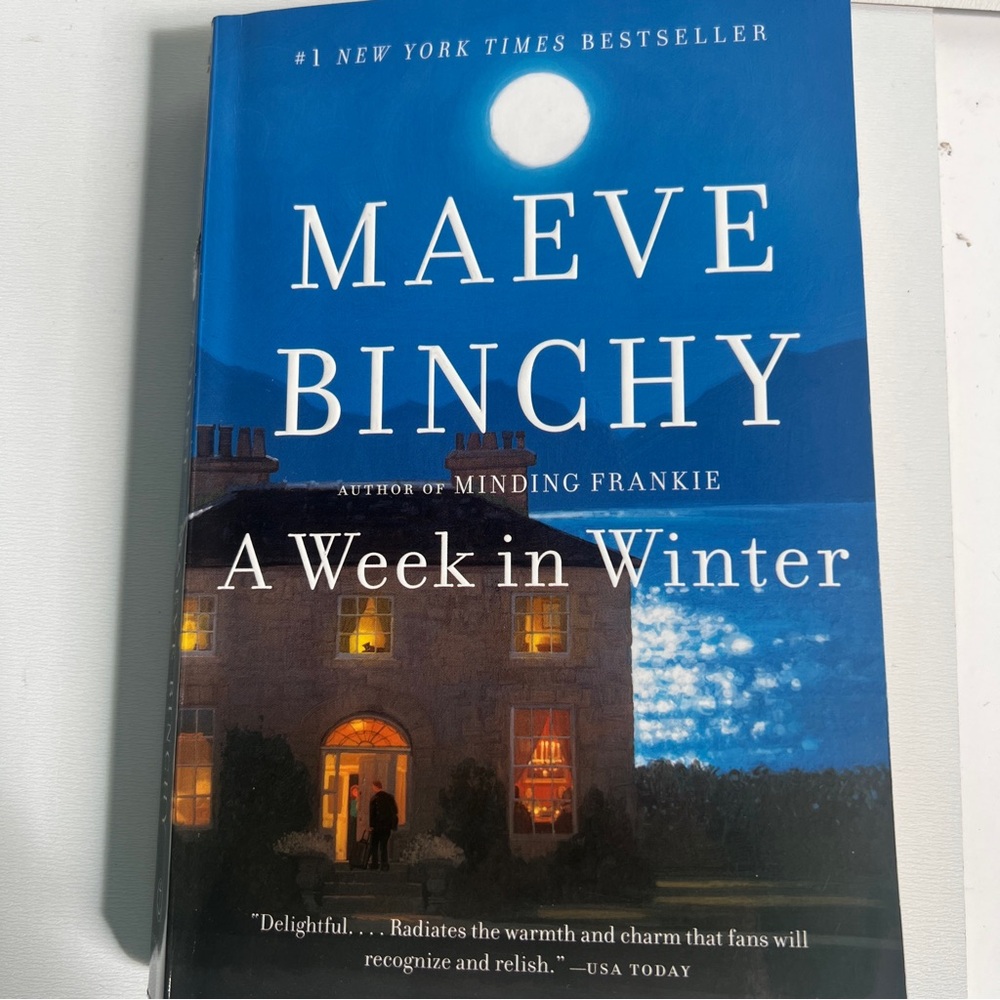 MAEVE Binchy A Week in Winter -- Maeve Binchy Paperback